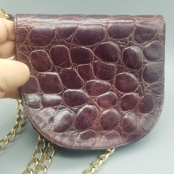 Vintage Gold Chain Joan & David Calfskin Patent Crossbody Bag - Picture 3 of 9